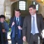 Xavier Darcos, Ministre de l'Education, en visite à Agen le 5 mars, a été reçu à la Mairie d'Agen par Jean Dionis. . 07/03/09